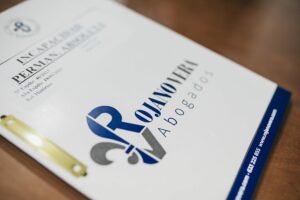 Caso de éxito: Un Juzgado de Málaga declara en situación de incapacidad permanente total a una auxiliar de enfermería de 39 años con fibromialgia.